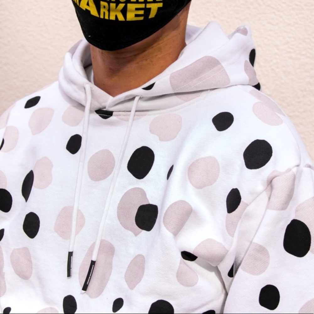 🆕 NWT CTM Chinatown Market UV Dots Hoodie White Black - Picture 3 of 14